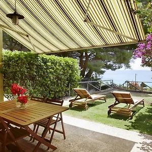 Appartamento Pinus Village Sea Front, Pula